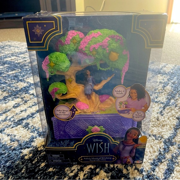 Disney Wish Asha's Musical Wishing Keepsake Box - Picture 1 of 2